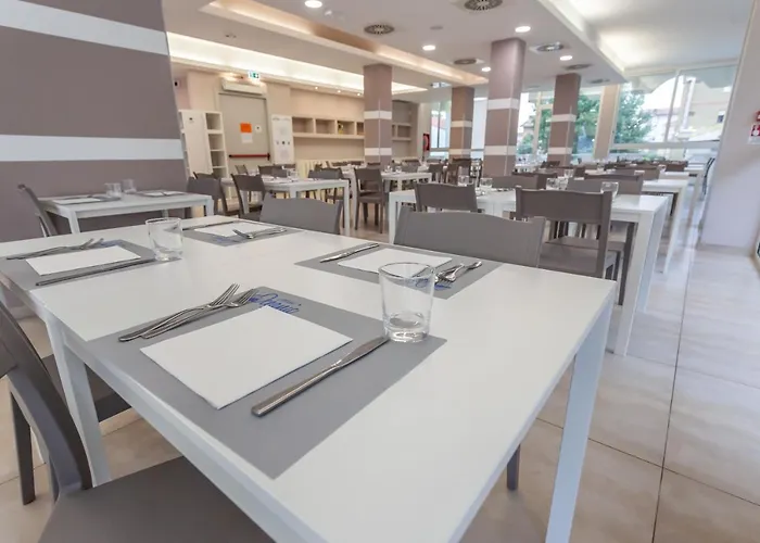 Hotel Oceanic - Family 3*