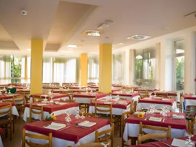Hotel Oceanic - Family 3*