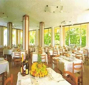 Hotel Oceanic - Family 3*
