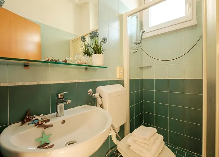 Oceanic - Family רימיני